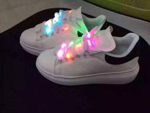 Load image into Gallery viewer, Light Up LED Shoe Laces